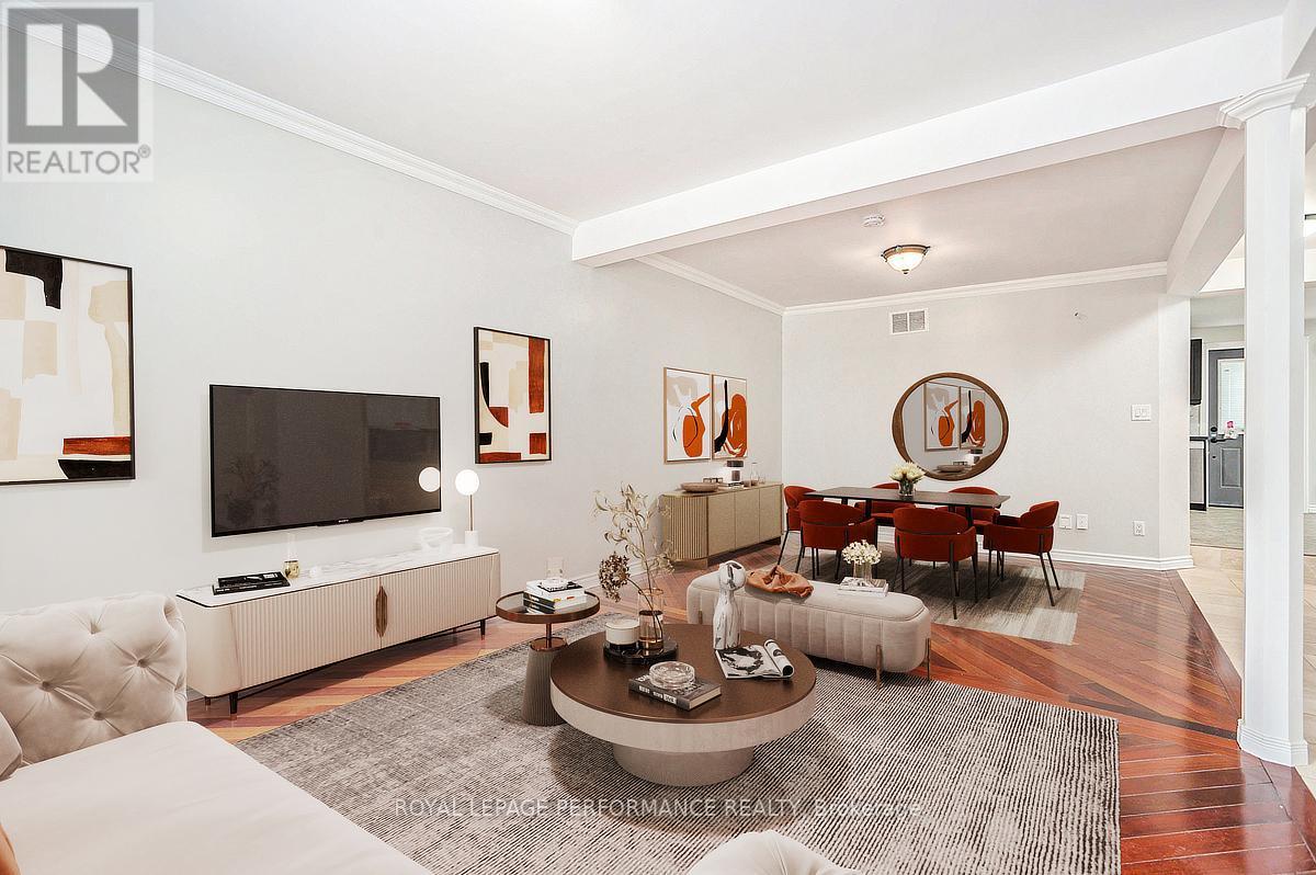 20 Perkins Street, Ottawa, ON - Indoor Photo Showing Living Room