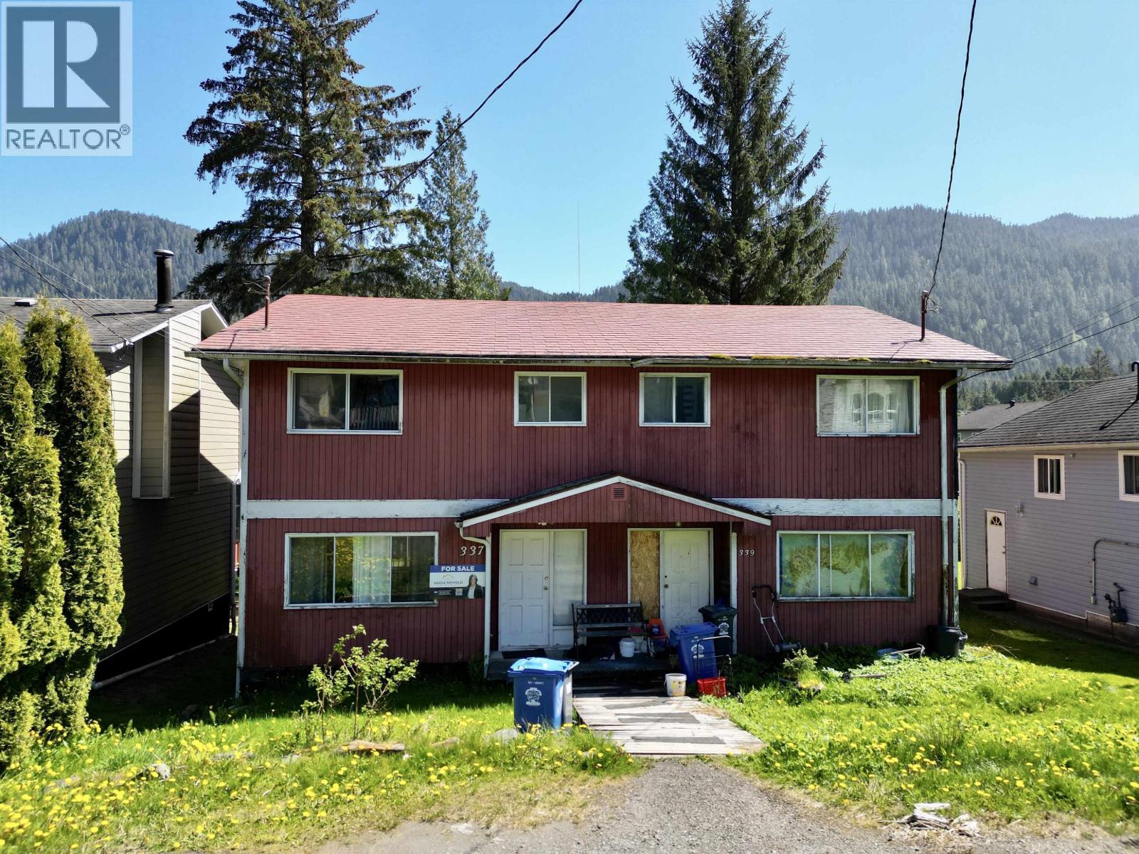 337 W 8Th Avenue, Prince Rupert, BC - Outdoor