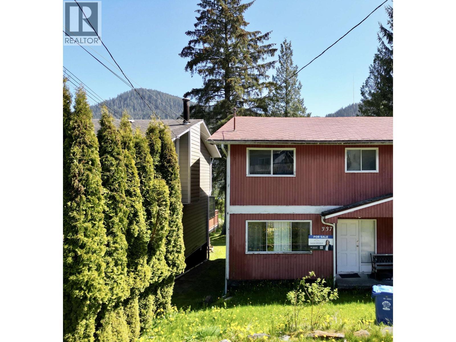 337 W 8Th Avenue, Prince Rupert, BC - Outdoor