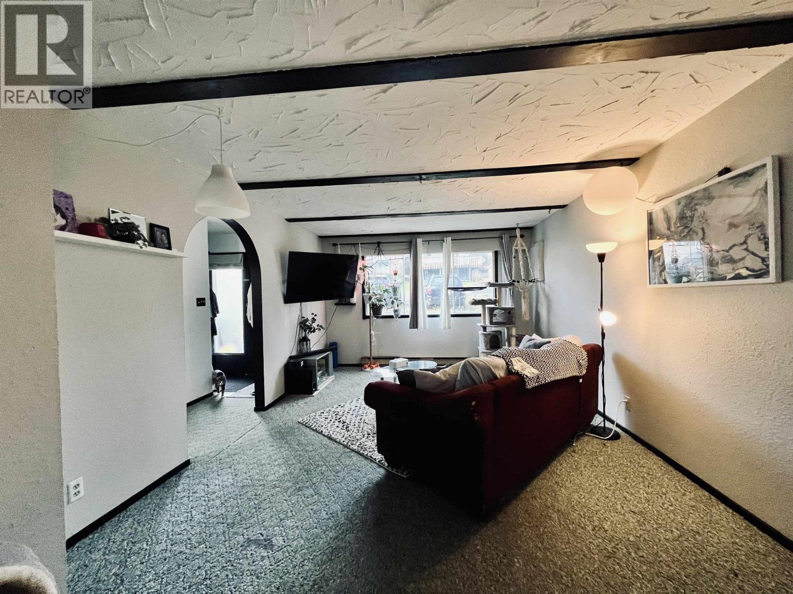 337 W 8Th Avenue, Prince Rupert, BC - Indoor