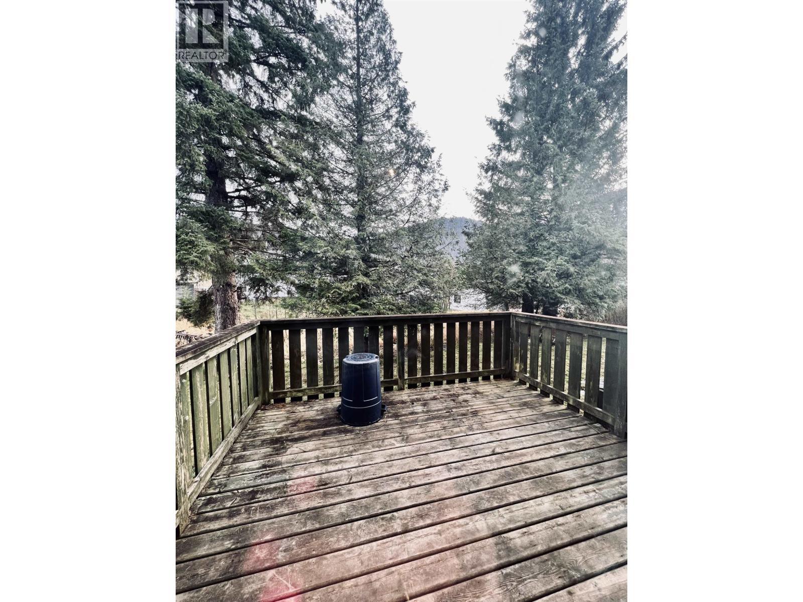 337 W 8Th Avenue, Prince Rupert, BC - Outdoor