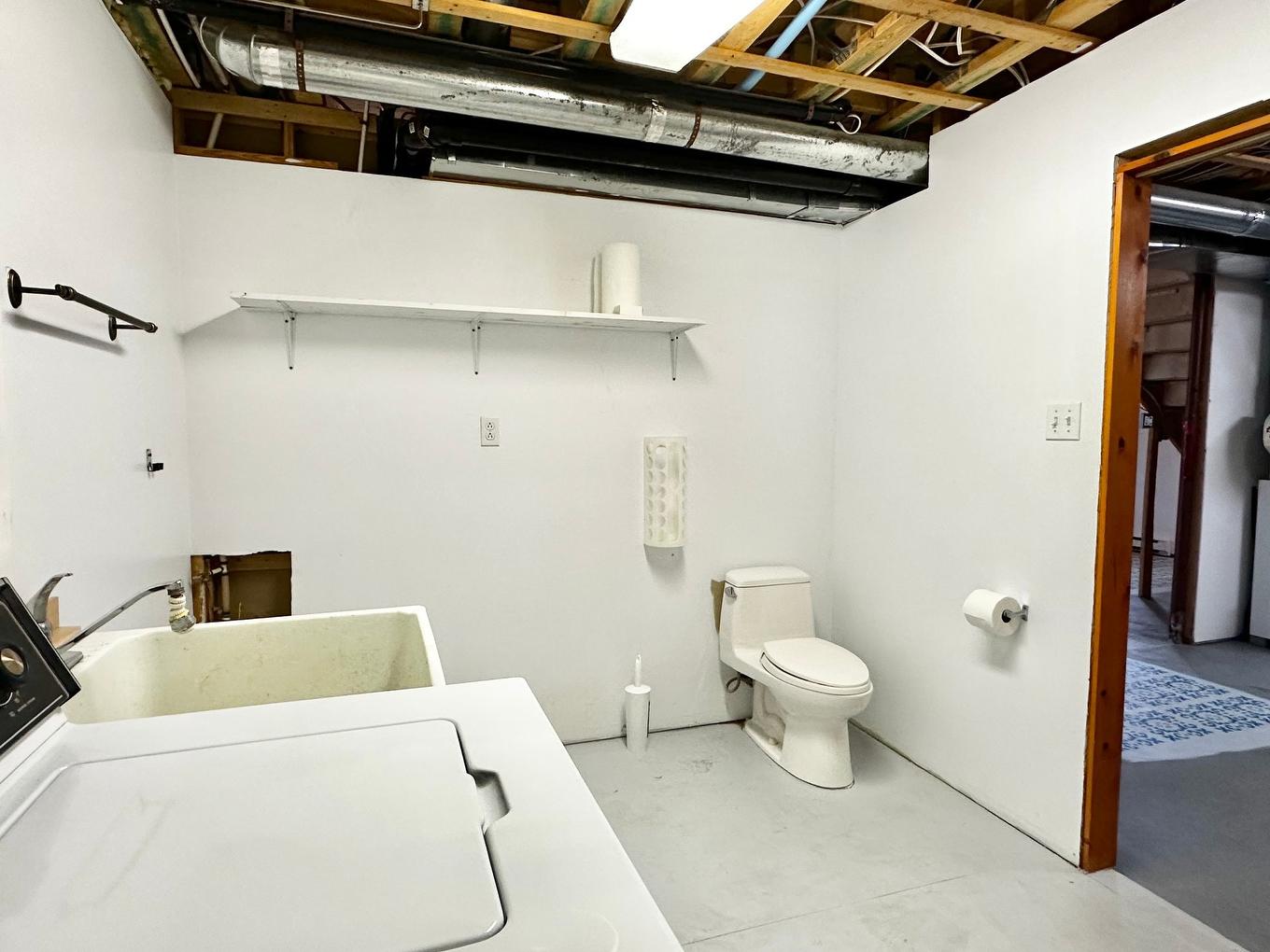 Bathroom - 2178 Ch. De La Gare, Val-Morin, QC - Indoor