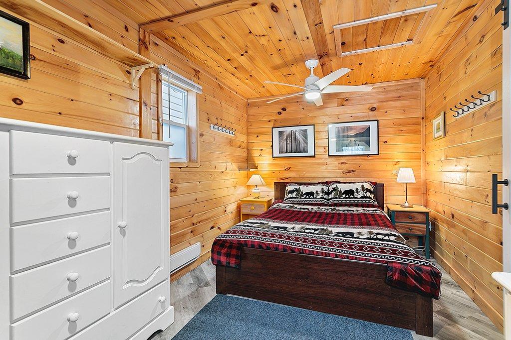 Chambre à coucher - 163 Rue Thomas-Lefebvre, Mansfield-Et-Pontefract, QC - Indoor Photo Showing Bedroom