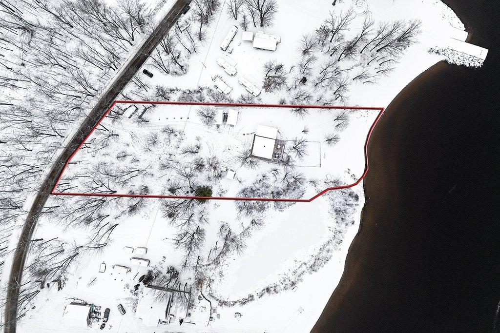 Photo aérienne - 163 Rue Thomas-Lefebvre, Mansfield-Et-Pontefract, QC - With View