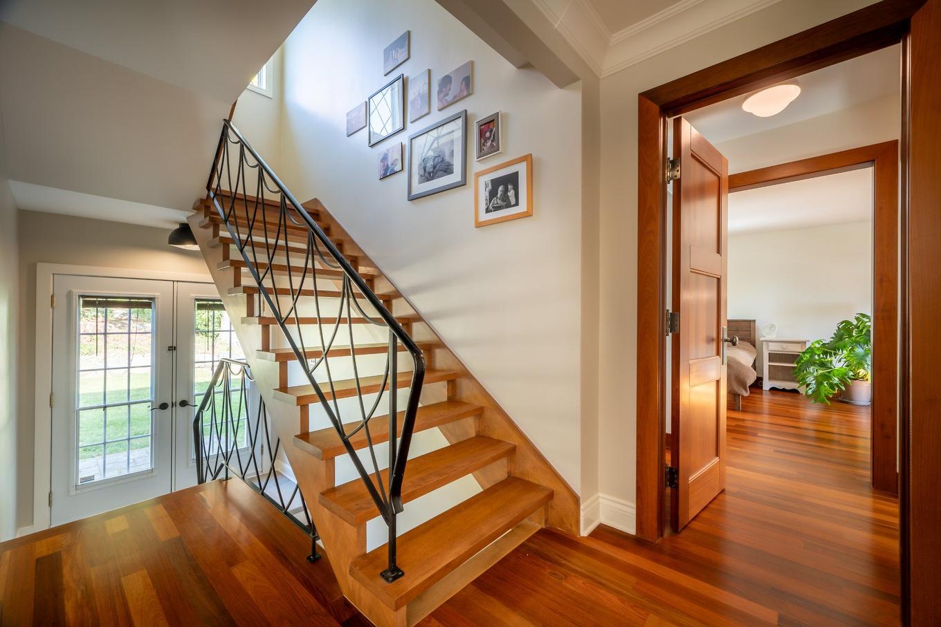 Vue d'ensemble - 1123 Ch. De La Montagne, Mont-Saint-Hilaire, QC - Indoor Photo Showing Other Room