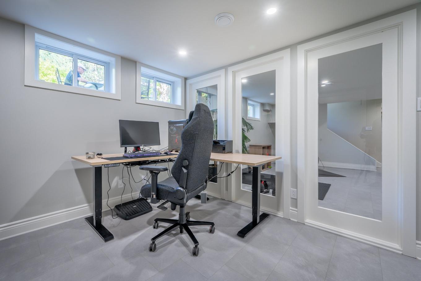 Bureau - 1123 Ch. De La Montagne, Mont-Saint-Hilaire, QC - Indoor Photo Showing Office