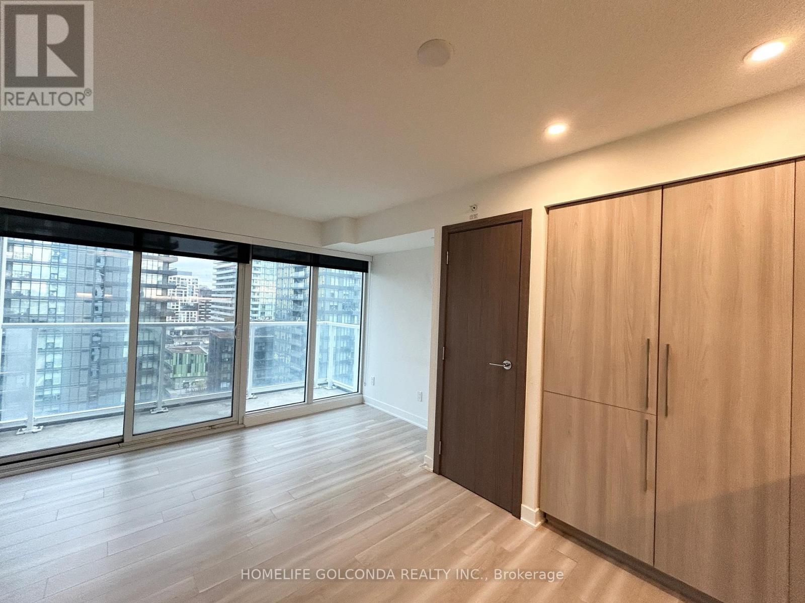 1805 - 19 Bathurst Street, Toronto, ON - Indoor Photo Showing Other Room