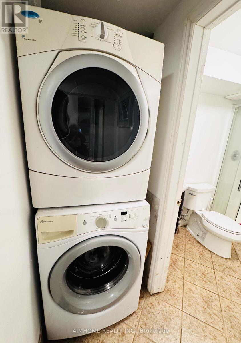 Lower - 96 Billington Crescent, Toronto, ON - Indoor Photo Showing Laundry Room
