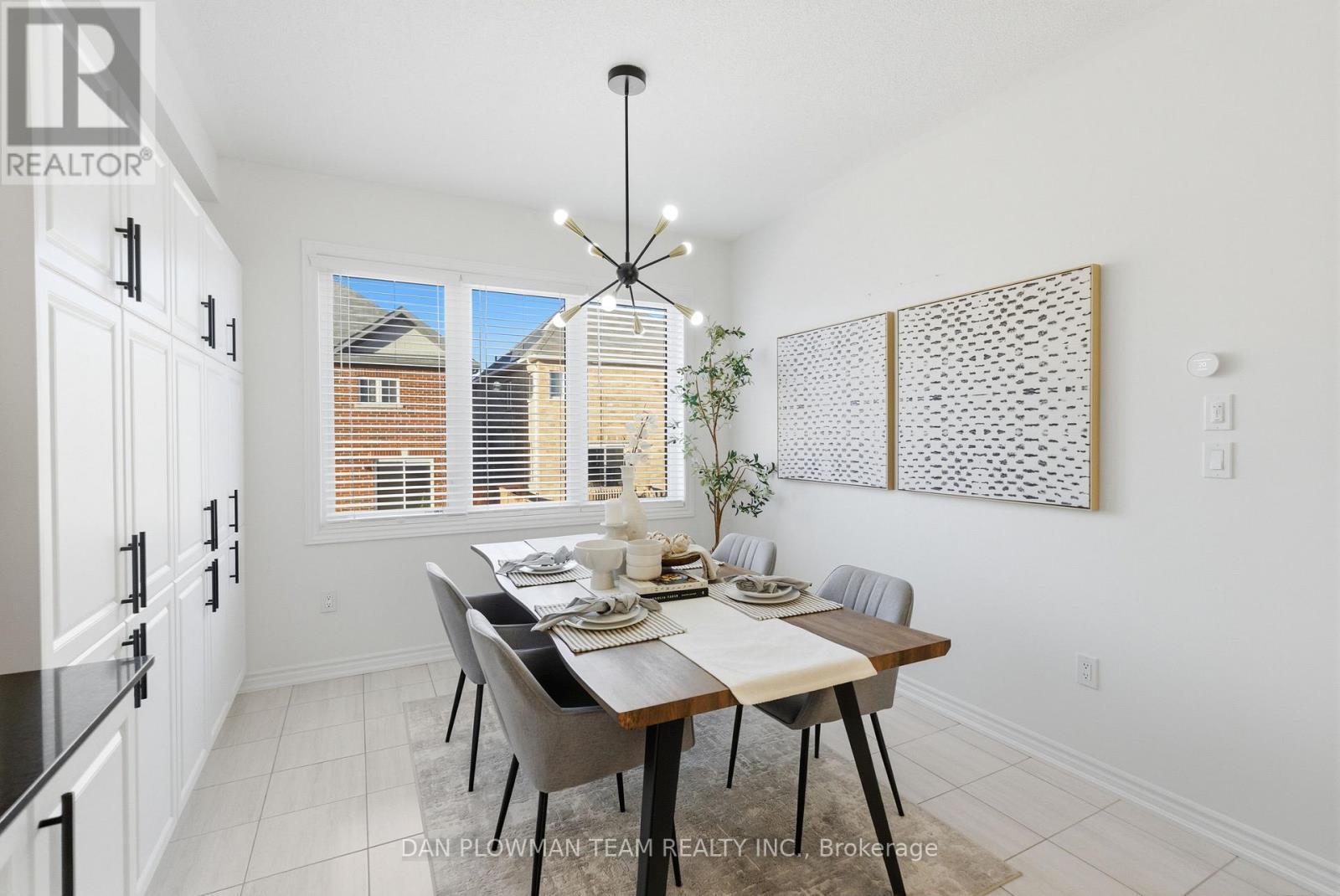 192 Honey Crisp Lane, Clarington, ON - Indoor Photo Showing Dining Room