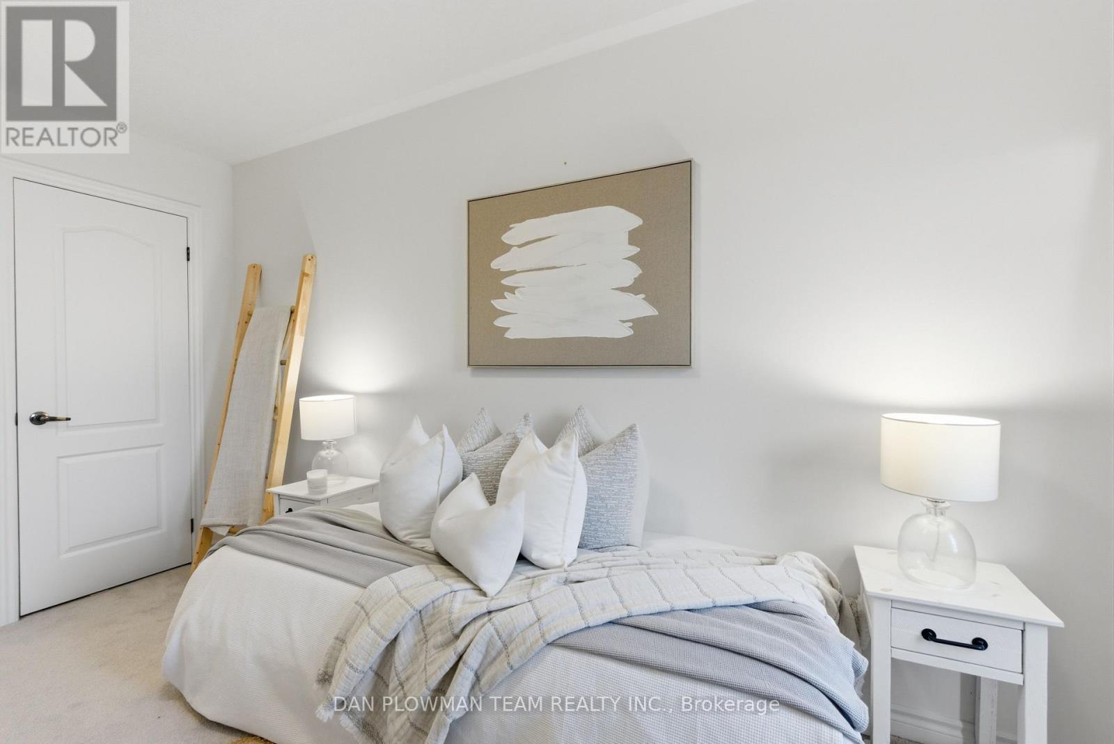 192 Honey Crisp Lane, Clarington, ON - Indoor Photo Showing Bedroom