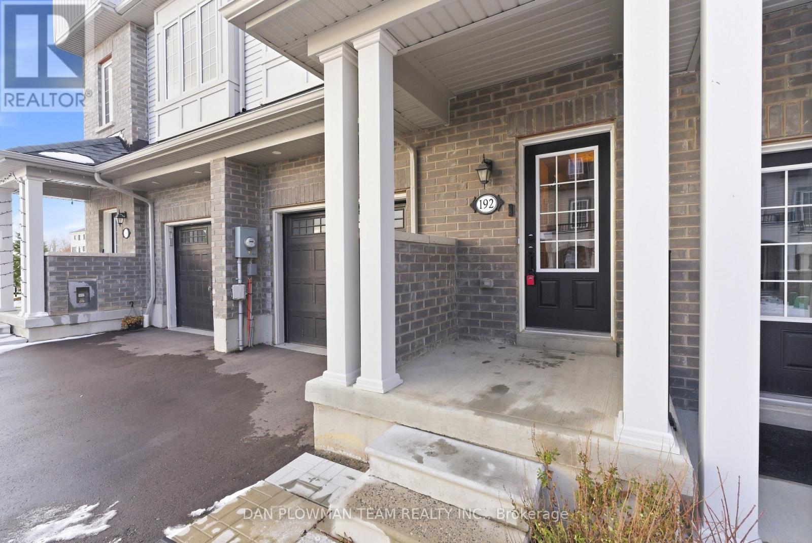192 Honey Crisp Lane, Clarington, ON - Outdoor