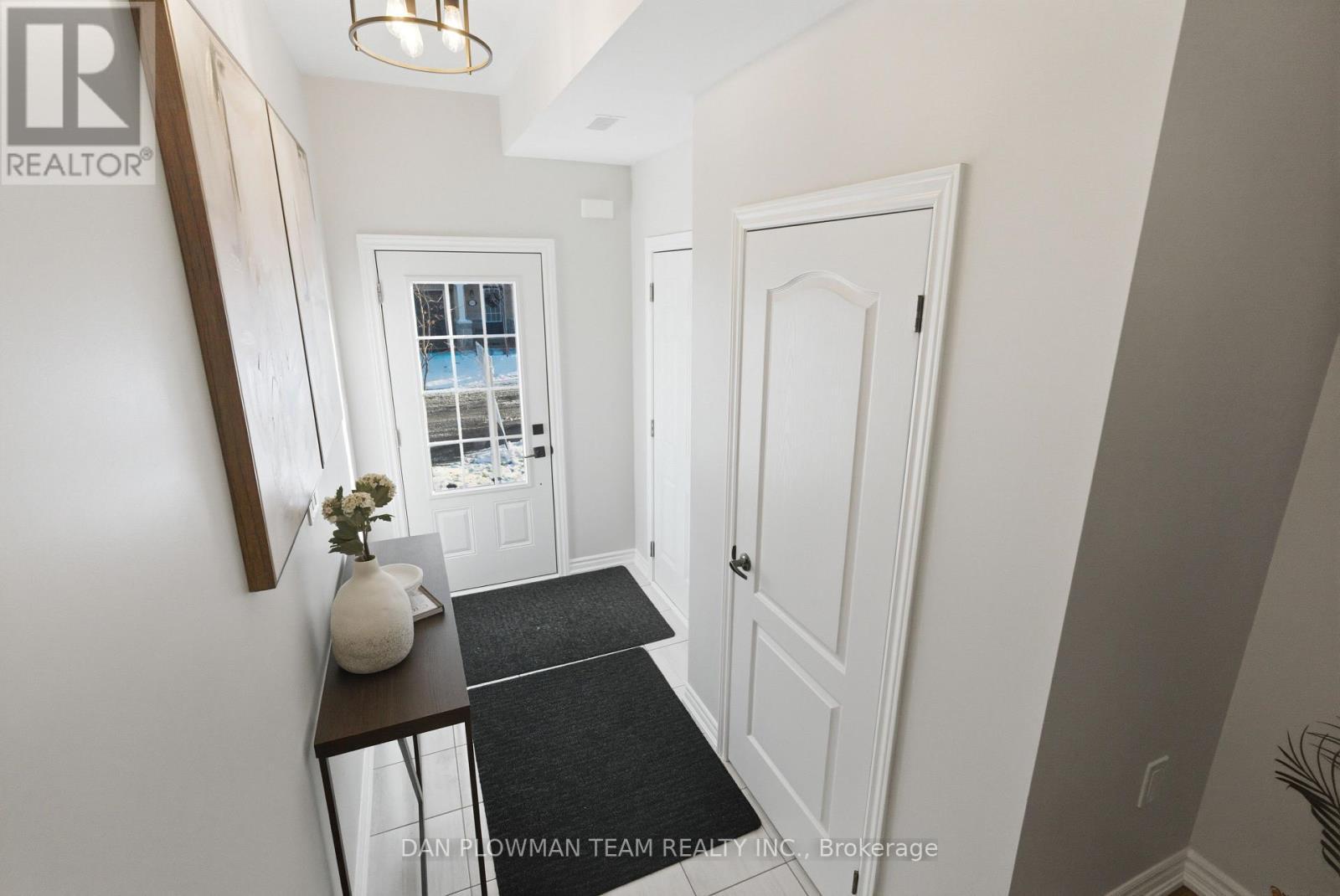 192 Honey Crisp Lane, Clarington, ON - Indoor Photo Showing Other Room