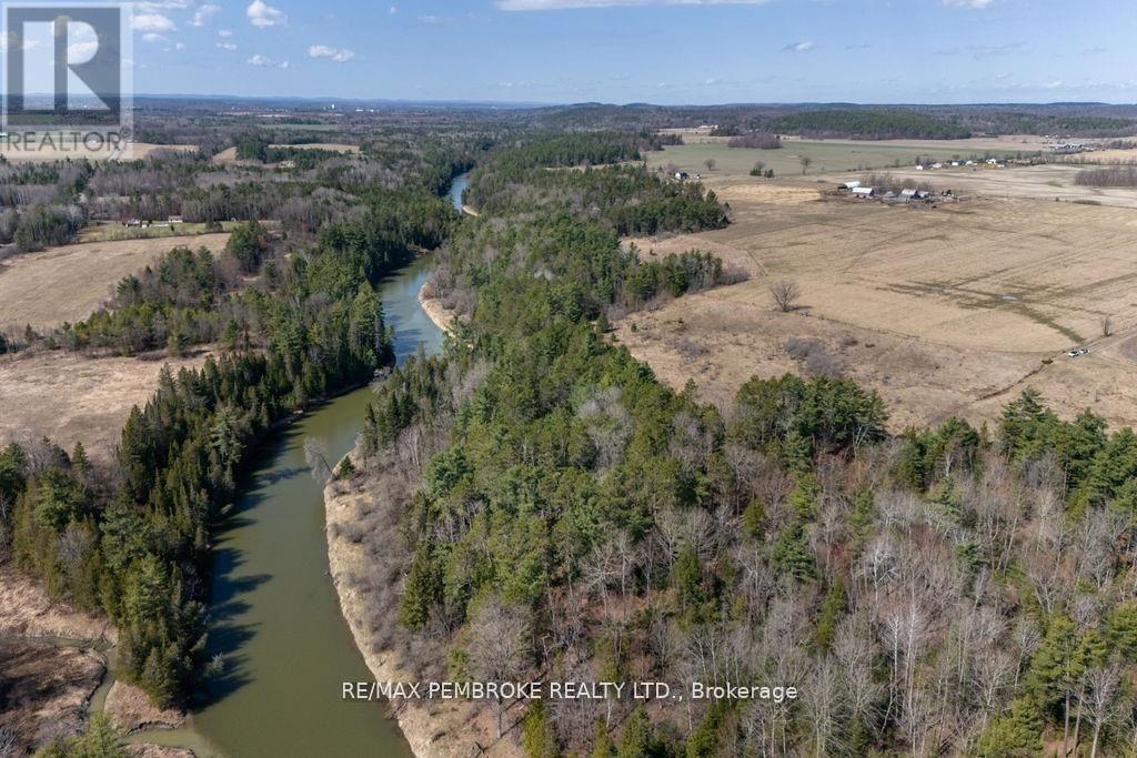 000 Humphries Road, Horton, ON