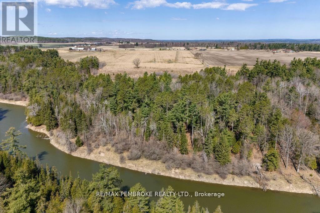 000 Humphries Road, Horton, ON