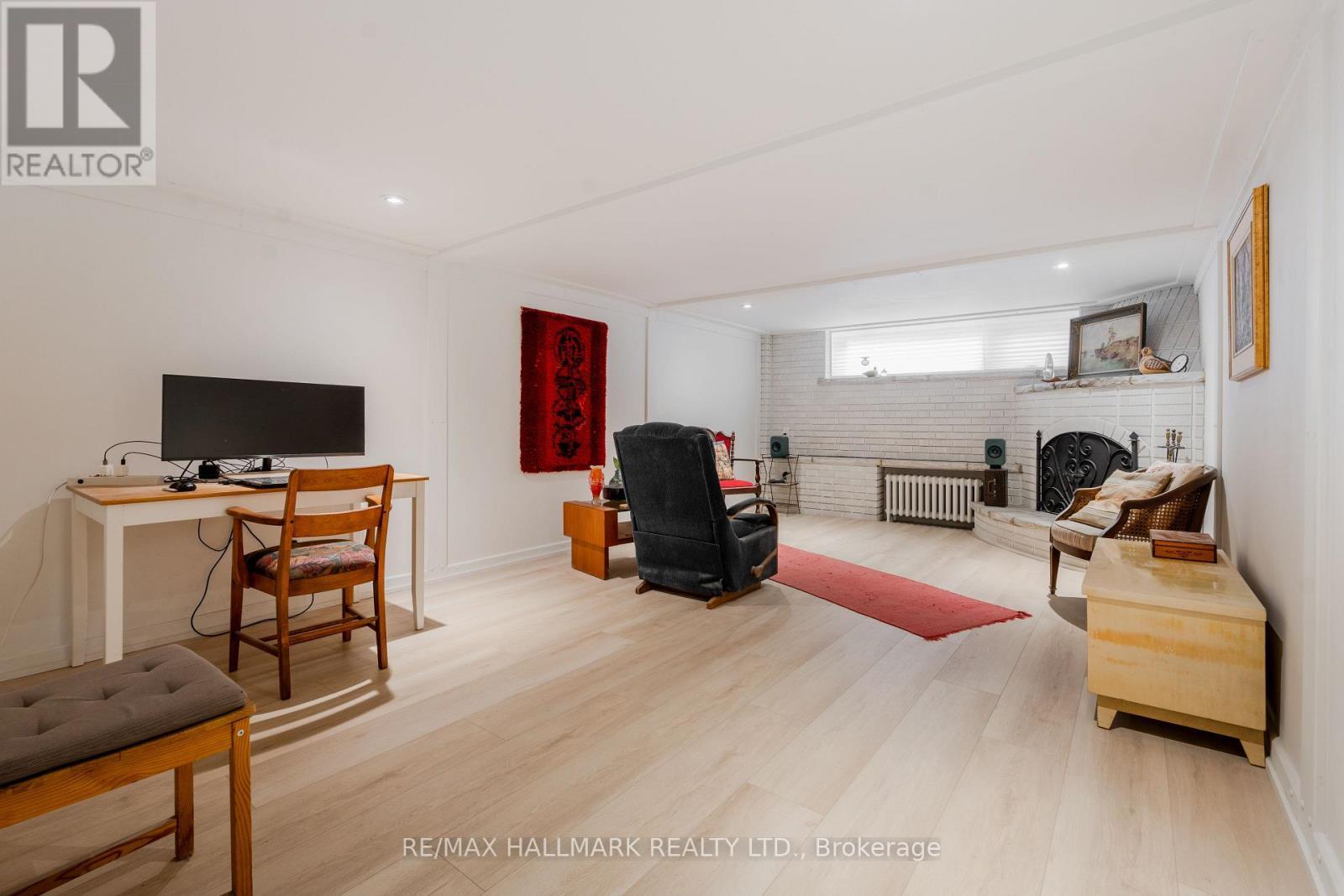 Bsmt - 44 Robertsfield Crescent, Toronto, ON - Indoor