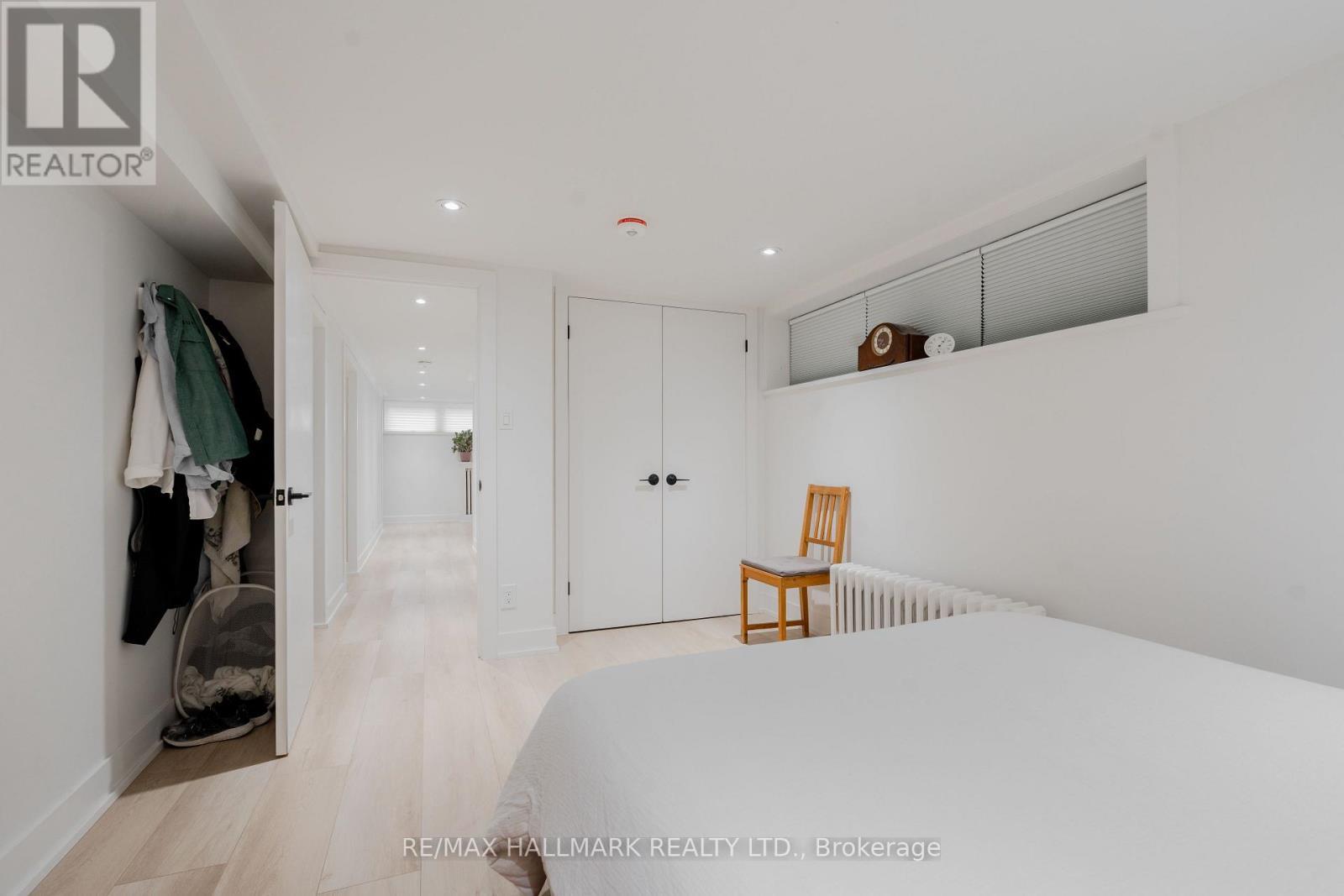 Bsmt - 44 Robertsfield Crescent, Toronto, ON - Indoor