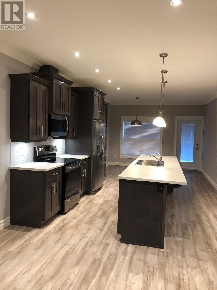 20 Macmar Lane, Conception Bay South, NL - Indoor Photo Showing Kitchen