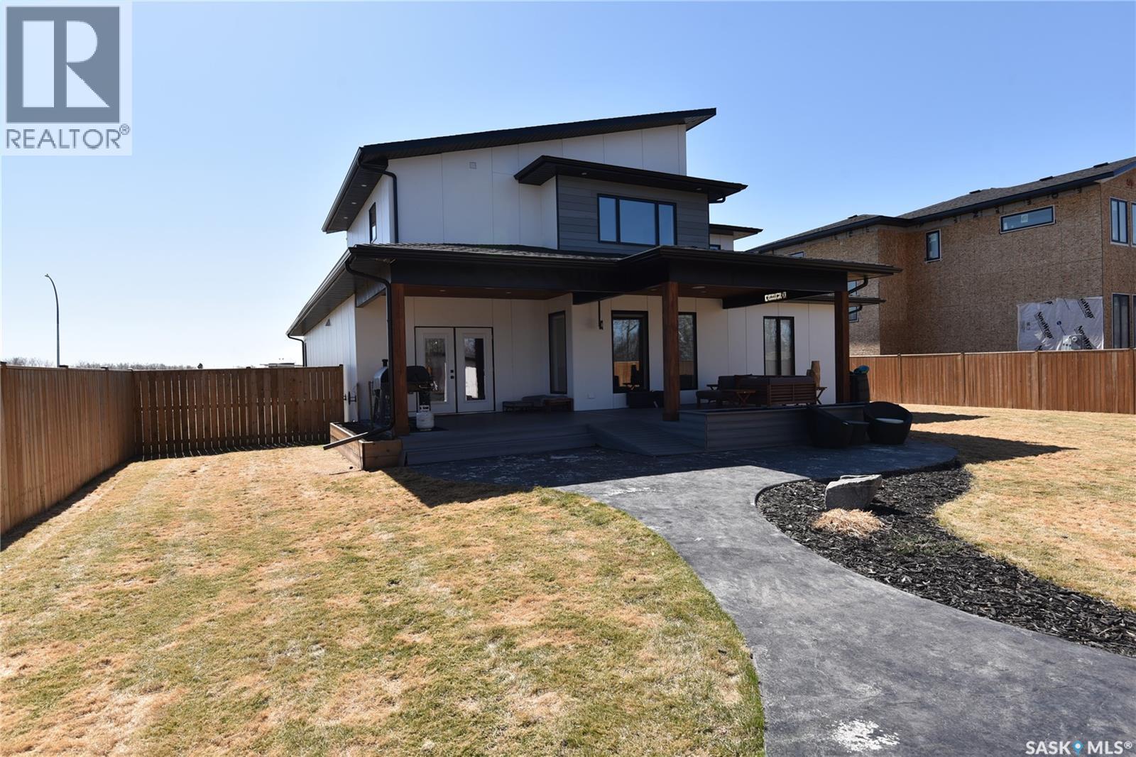 302 Coventry Crescent, Nipawin, SK - Outdoor