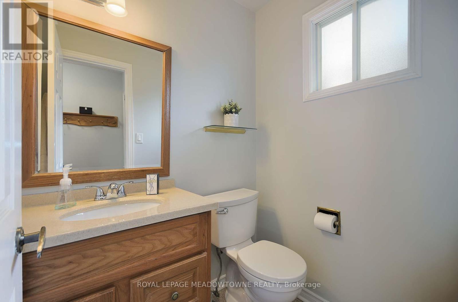 2374 Hargood Place, Mississauga, ON - Indoor Photo Showing Bathroom