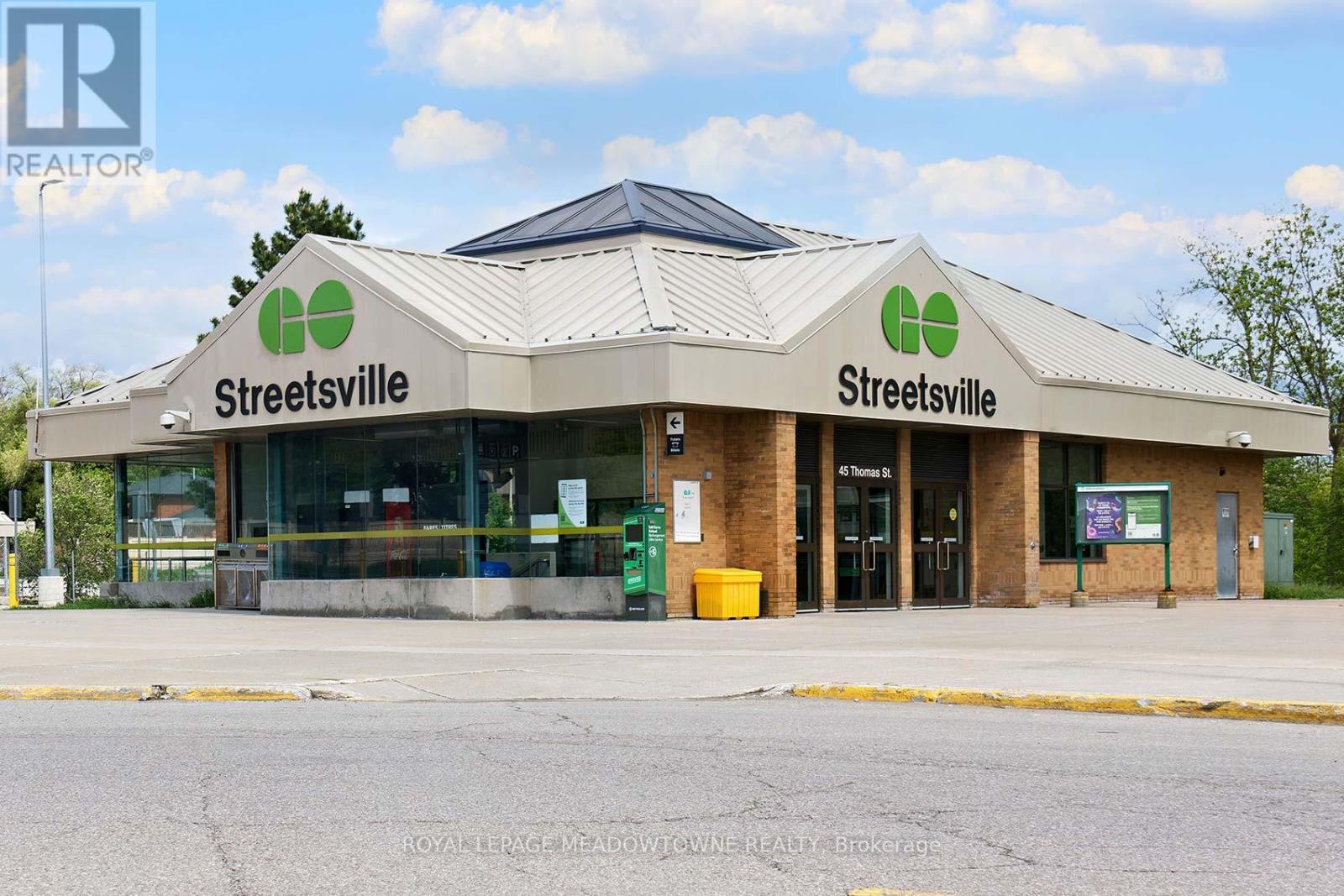 2374 Hargood Place, Mississauga, ON - Outdoor