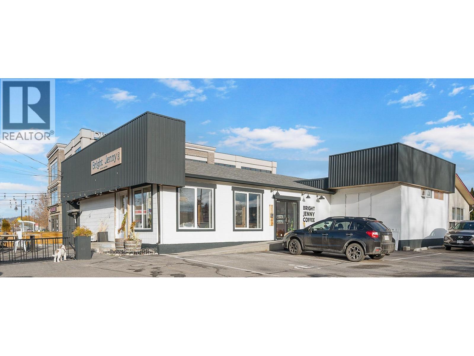 609 Truswell Road Unit# 105, Kelowna, BC - Outdoor