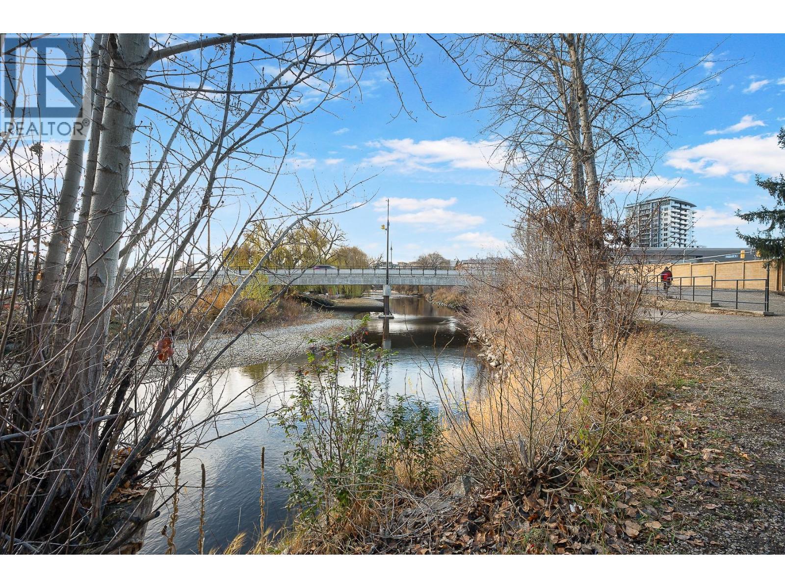 Easy walk to shopping - 609 Truswell Road Unit# 105, Kelowna, BC - Outdoor With View