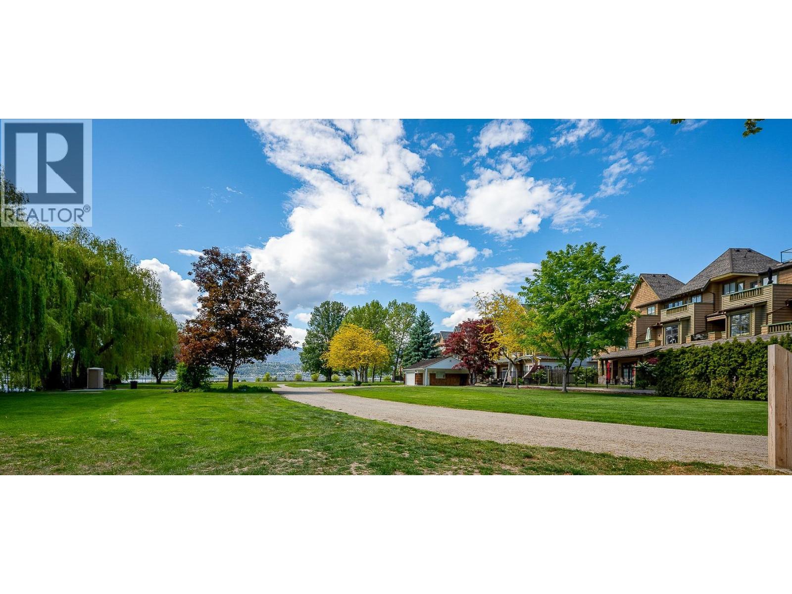 609 Truswell Road Unit# 105, Kelowna, BC - Outdoor