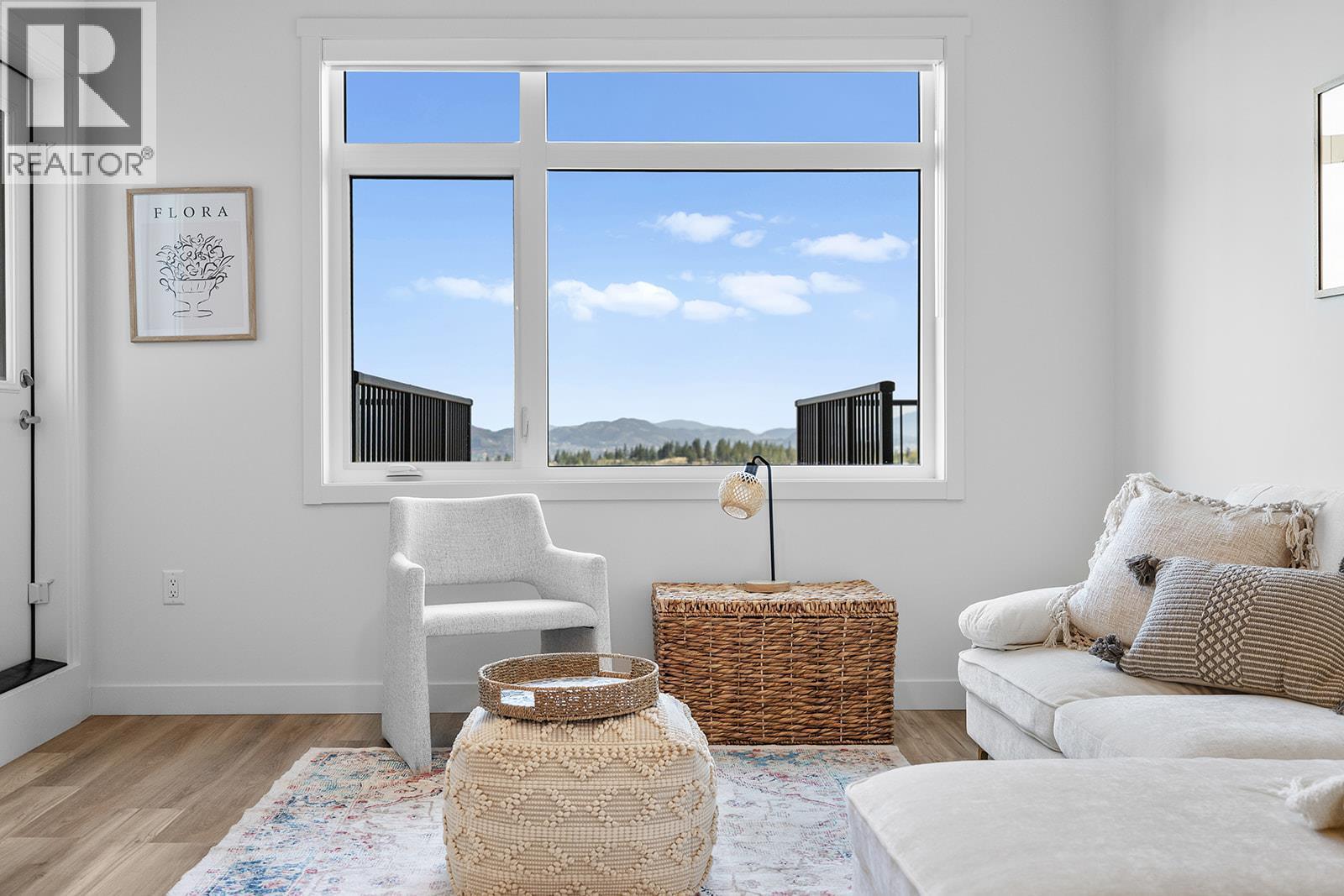 Photos are of a similar home; some features may vary - 1057 Frost Road Unit# 303, Kelowna, BC - Indoor