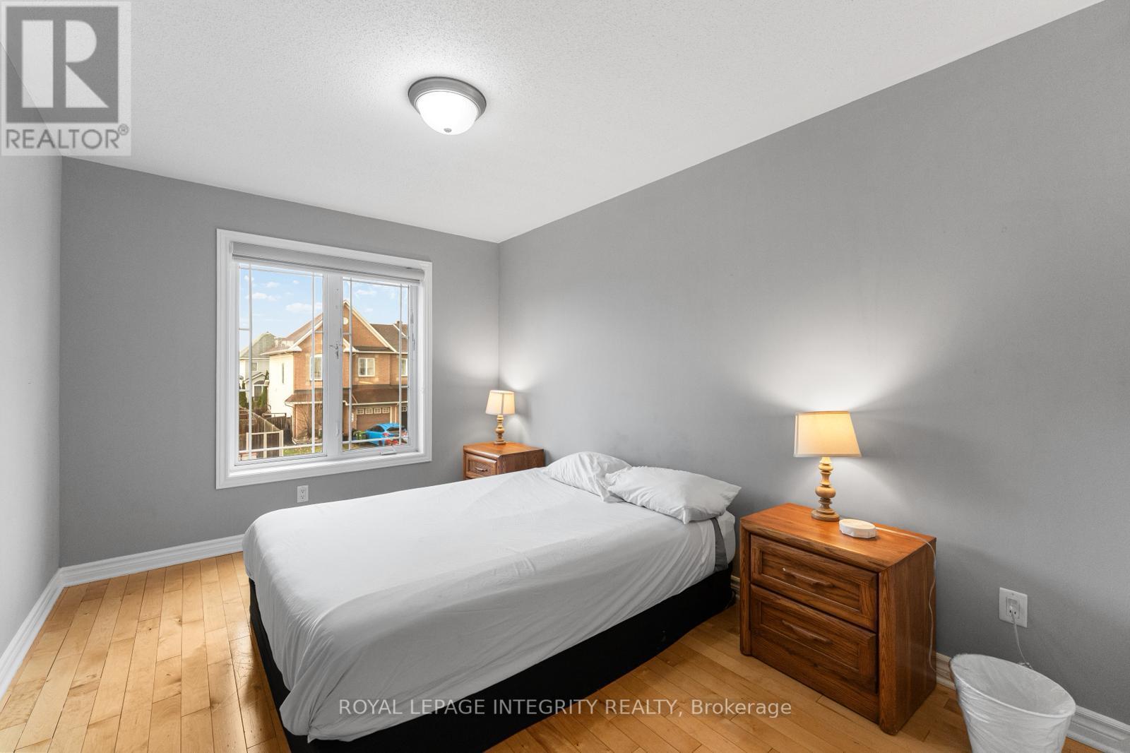 410 Goldenbrook Way, Ottawa, ON - Indoor Photo Showing Bedroom