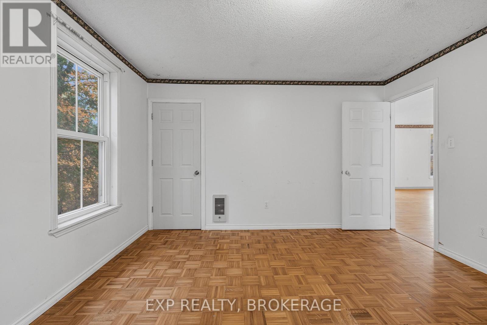 6392 Perth Road, Frontenac (Frontenac South), ON - Indoor Photo Showing Other Room