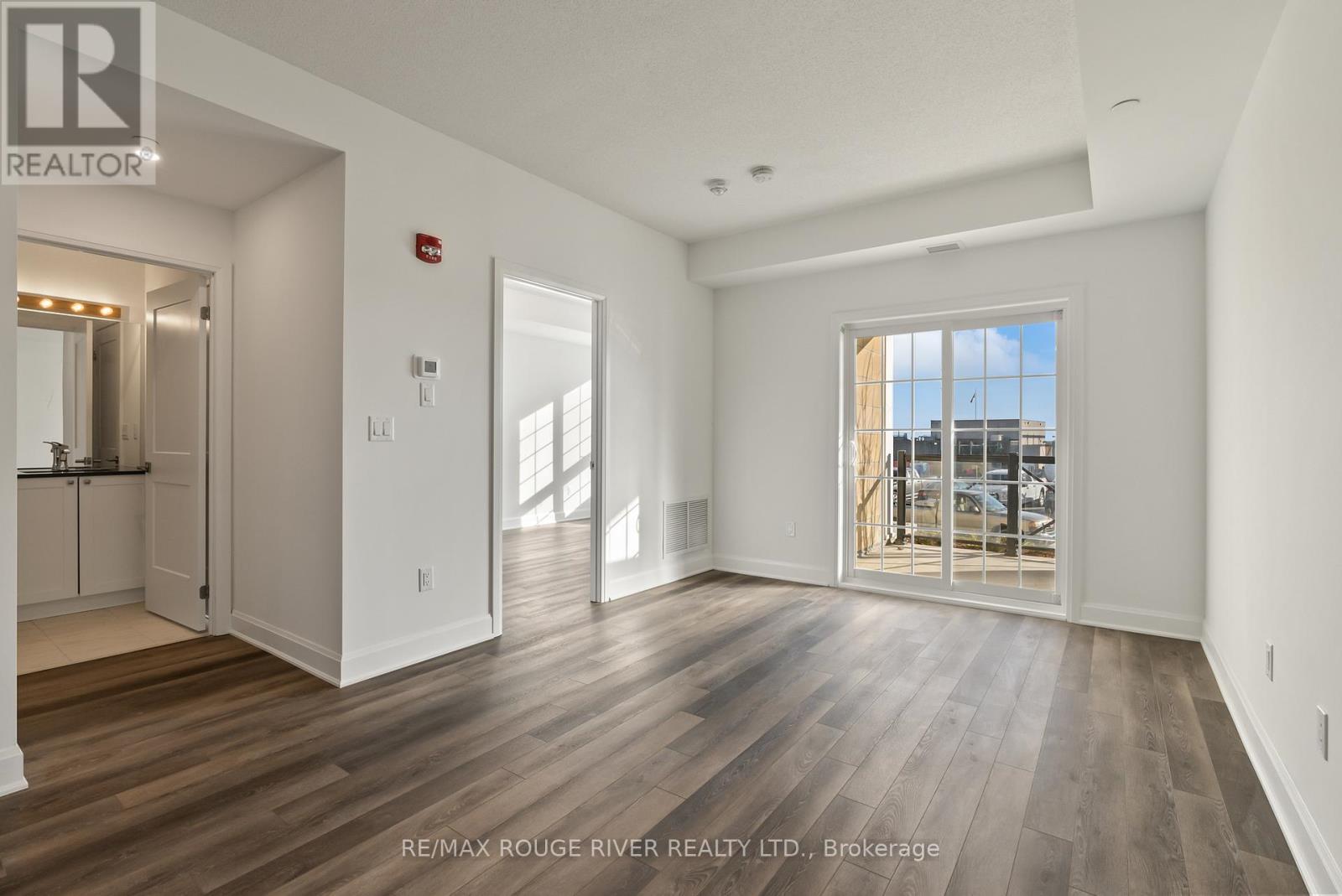 117 - 50 Lakebreeze Drive, Clarington (Newcastle), ON - Indoor Photo Showing Other Room