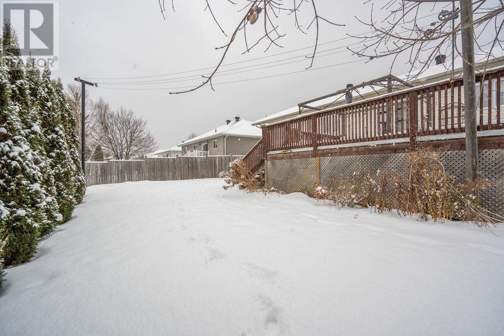 95 Beaumont Ave, Sault Ste. Marie, ON - Outdoor