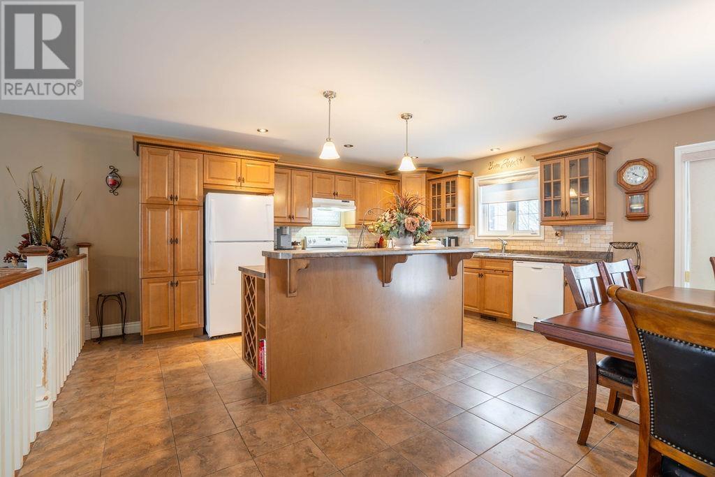 95 Beaumont Ave, Sault Ste. Marie, ON - Indoor Photo Showing Kitchen