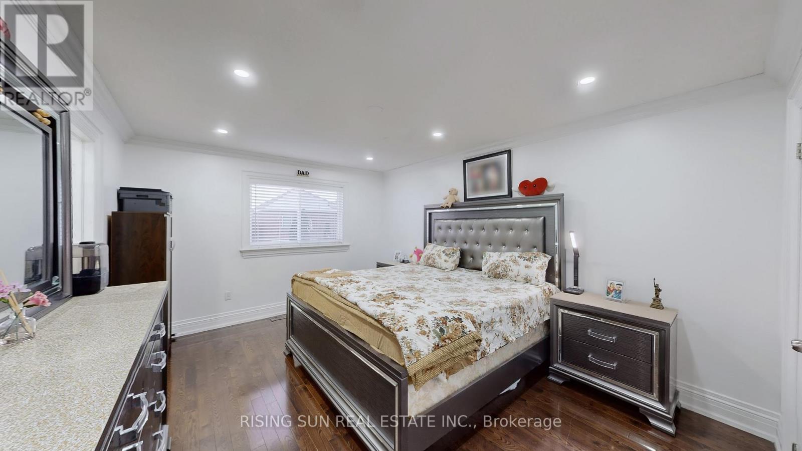 20 Bramoak Crescent, Brampton, ON - Indoor Photo Showing Bedroom