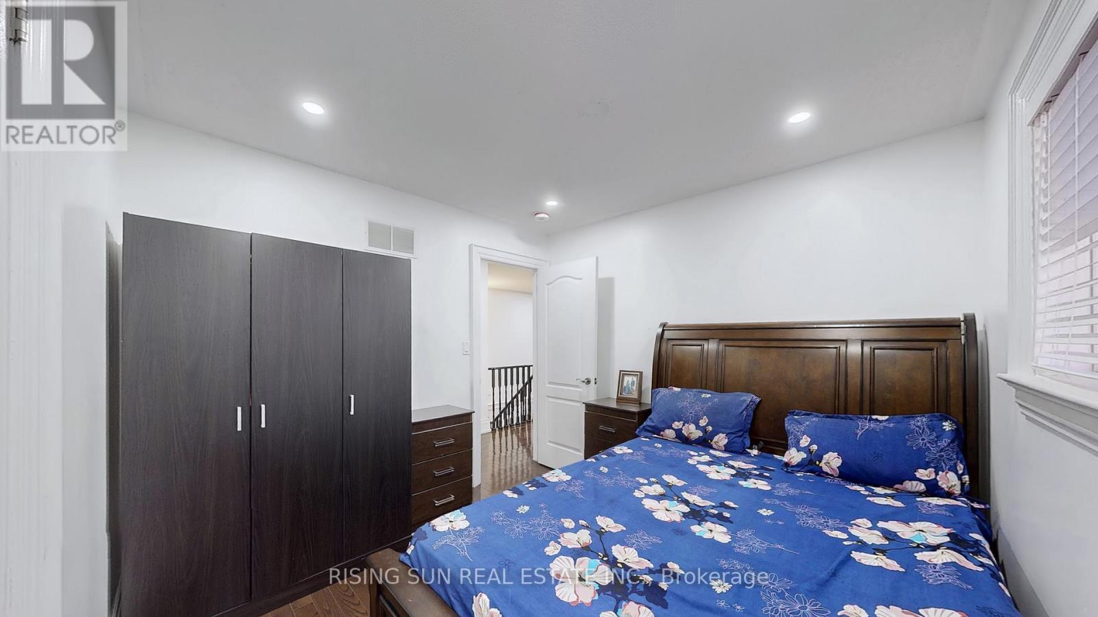 20 Bramoak Crescent, Brampton, ON - Indoor Photo Showing Bedroom