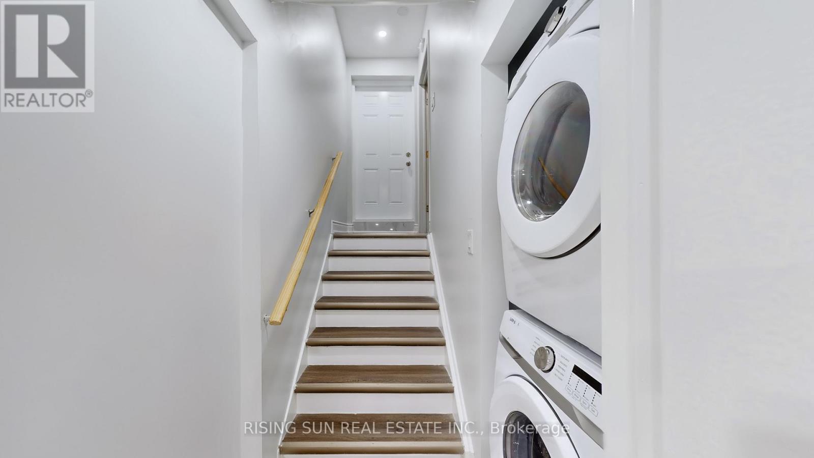 20 Bramoak Crescent, Brampton, ON - Indoor Photo Showing Laundry Room