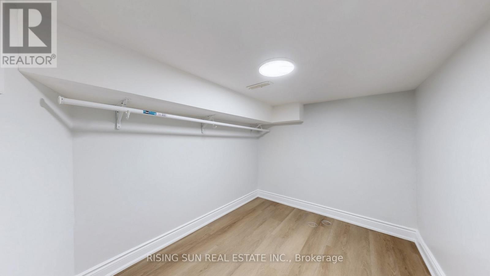 20 Bramoak Crescent, Brampton, ON - Indoor With Storage