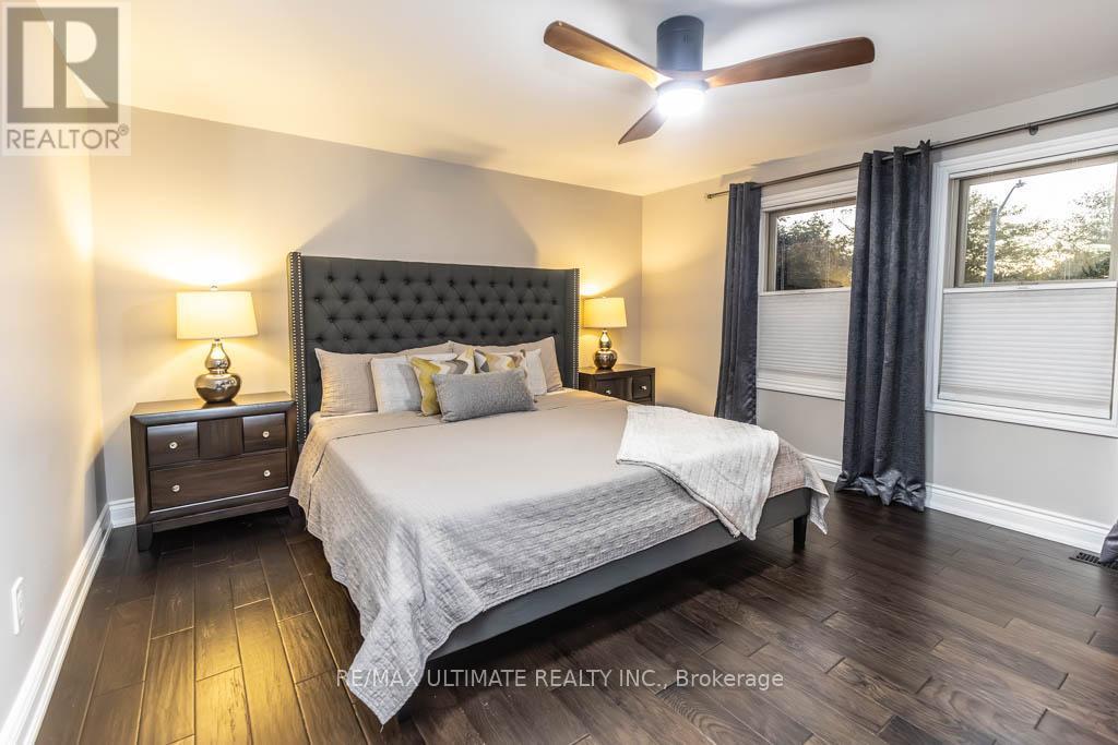 6869 Hickling Crescent, Mississauga, ON - Indoor Photo Showing Bedroom