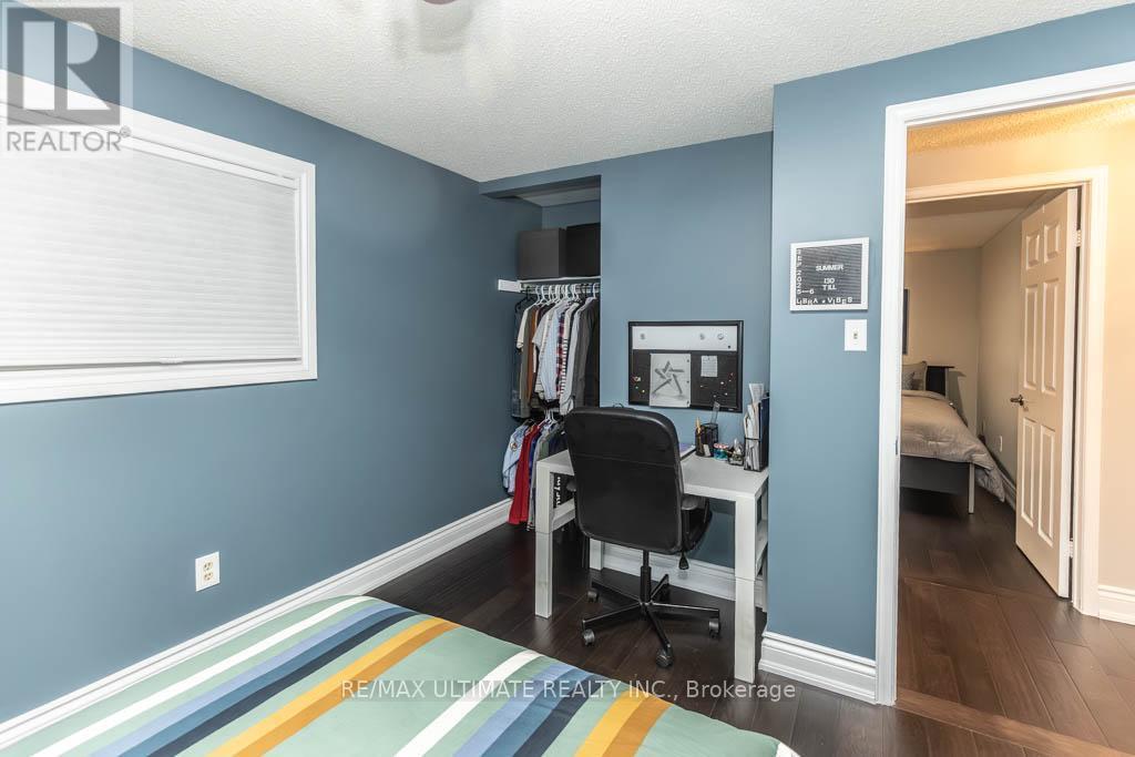 6869 Hickling Crescent, Mississauga, ON - Indoor Photo Showing Other Room