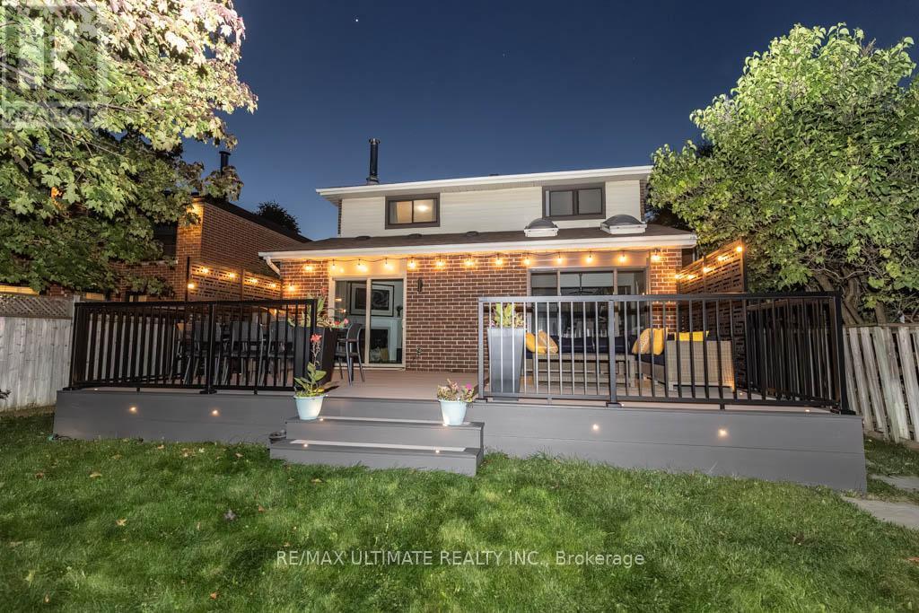 6869 Hickling Crescent, Mississauga, ON - Outdoor With Deck Patio Veranda