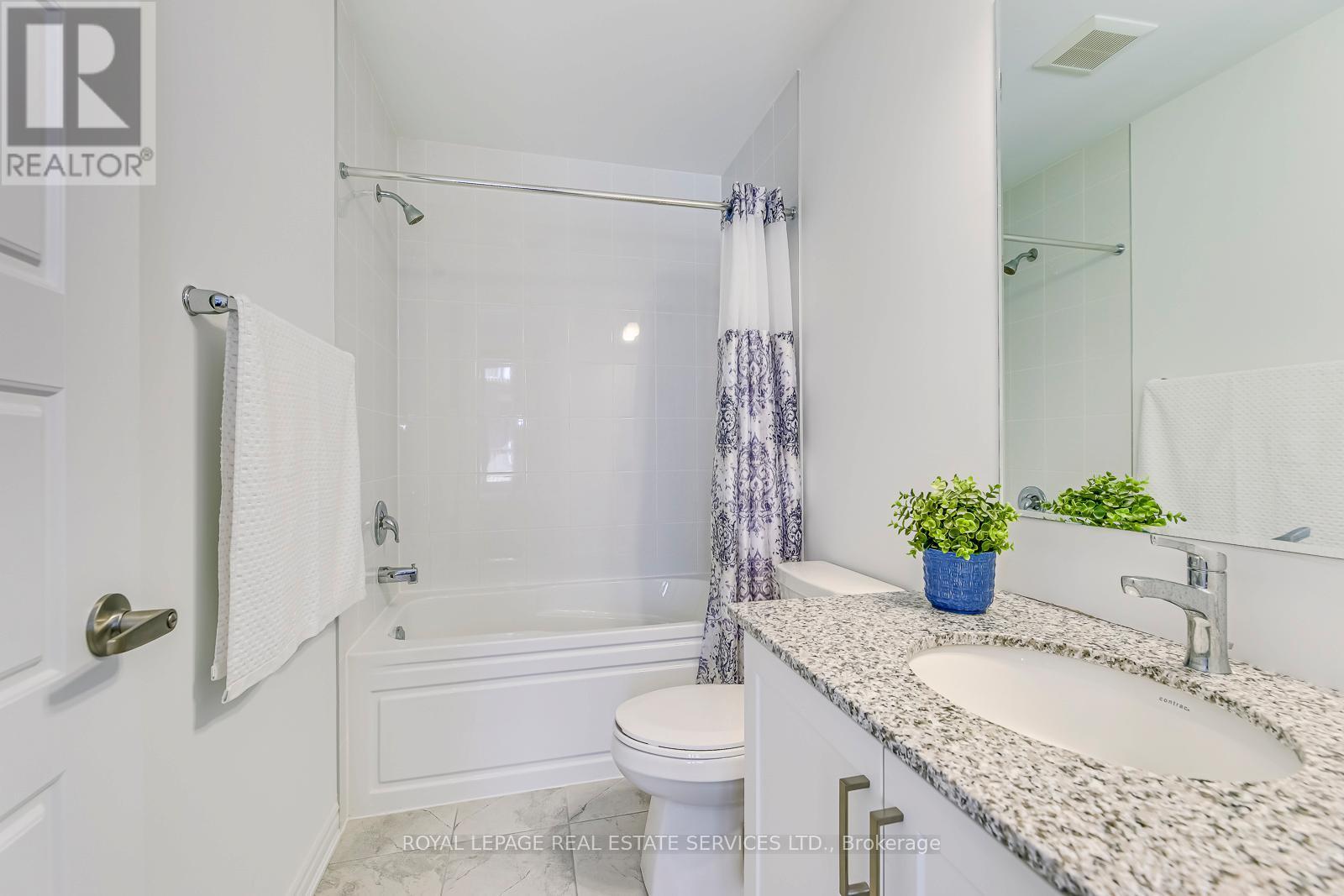 5188 Viola Desmond Drive, Mississauga, ON - Indoor Photo Showing Bathroom