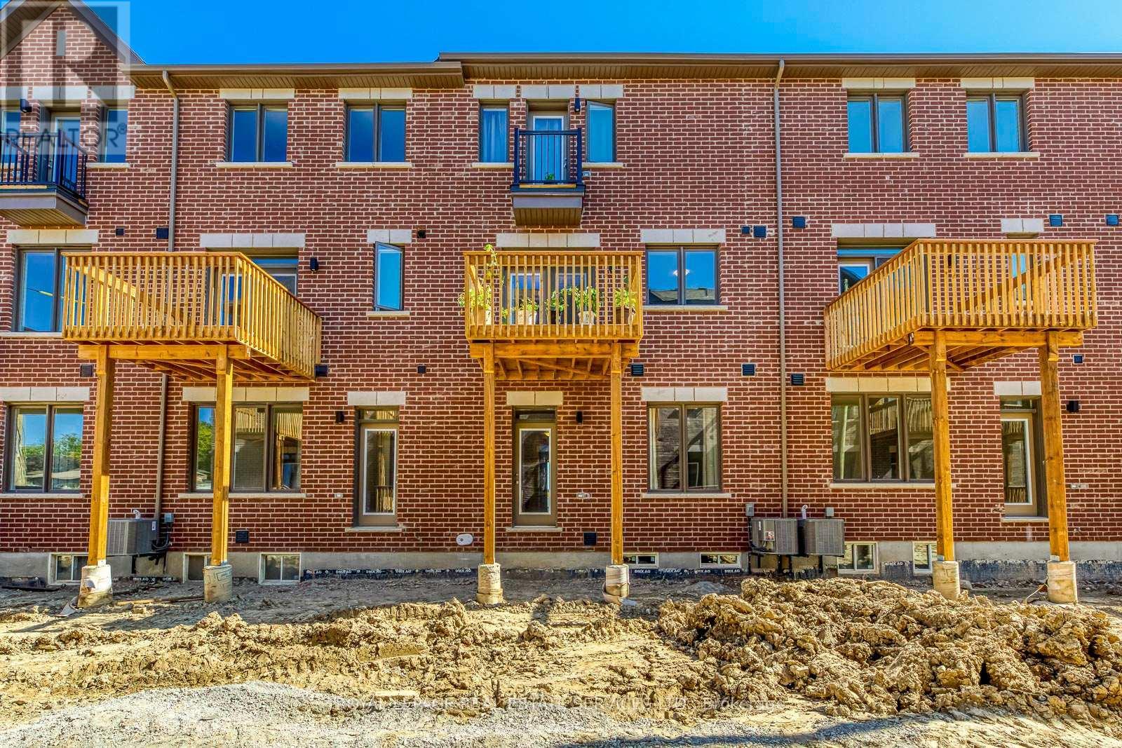 5188 Viola Desmond Drive, Mississauga, ON - Outdoor With Balcony With Exterior