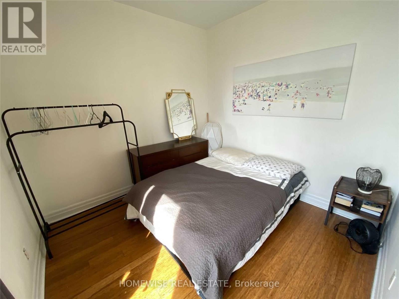 307 - 1 Triller Avenue, Toronto, ON - Indoor Photo Showing Bedroom