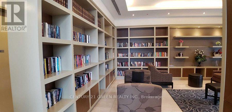 501 - 100 John Street, Brampton, ON - Indoor