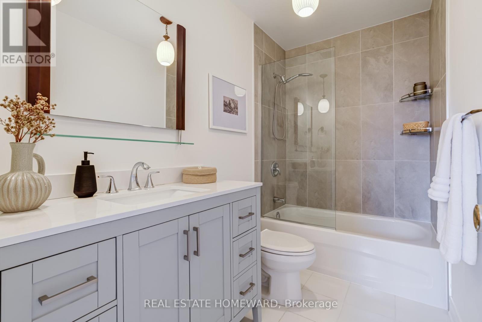 783 Dodsworth Crescent, Mississauga, ON - Indoor Photo Showing Bathroom