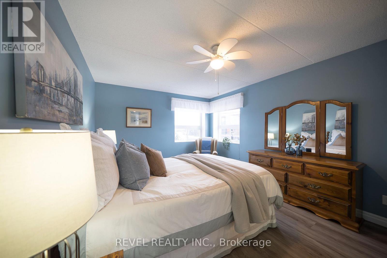 501 - 11 Mill Pond Court, Norfolk, ON - Indoor Photo Showing Bedroom