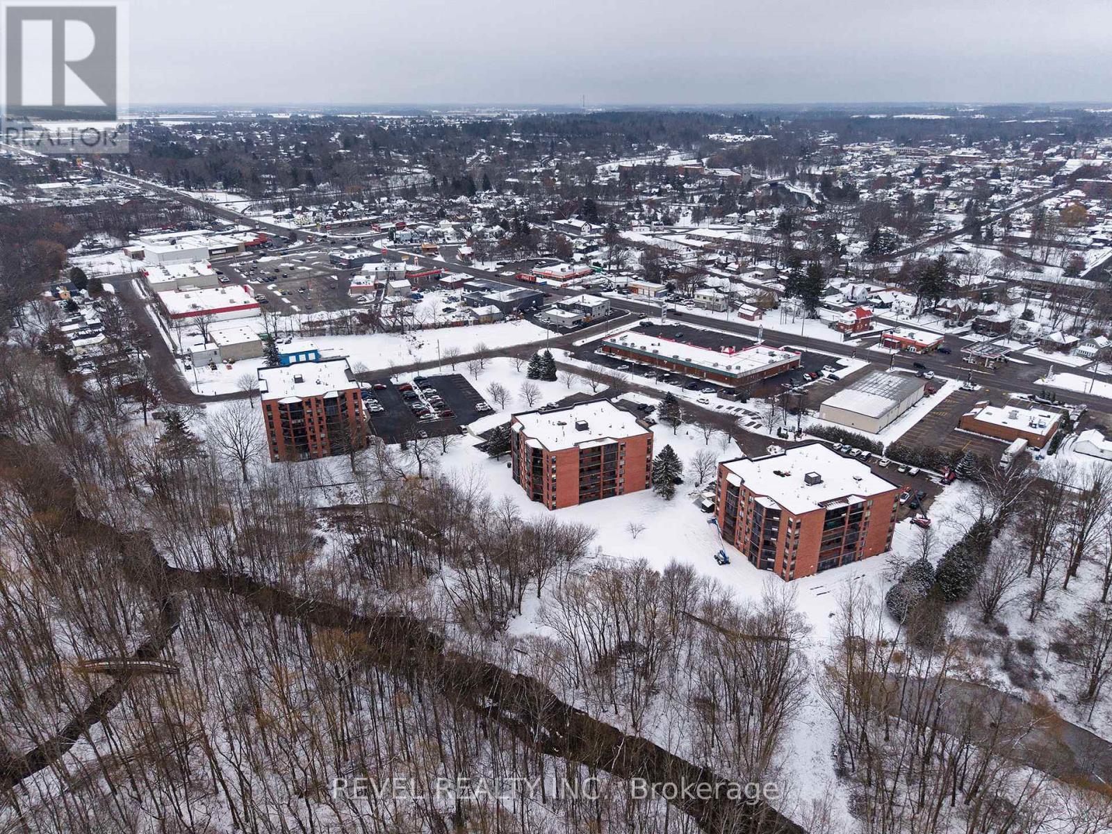 501 - 11 Mill Pond Court, Norfolk, ON - Outdoor With View