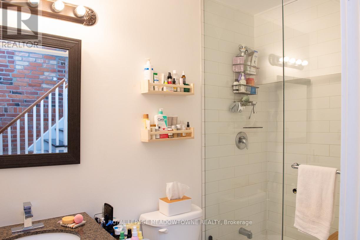 213 - 200 Stinson Street, Hamilton, ON - Indoor Photo Showing Bathroom