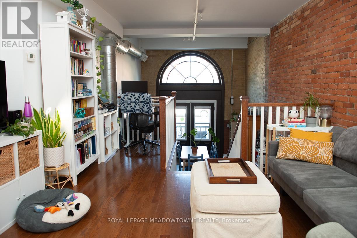 213 - 200 Stinson Street, Hamilton, ON - Indoor