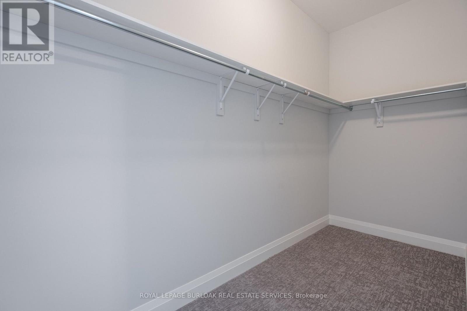 7482 Sherrilee Crescent, Niagara Falls, ON - Indoor With Storage